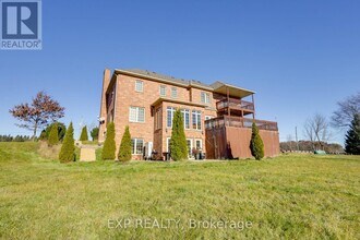 17353 Winston Churchill Blvd in Caledon, ON - Building Photo - Building Photo