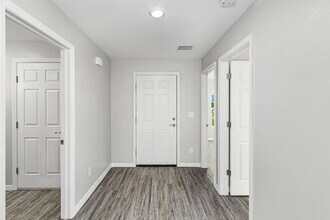 1139 Indies Wy in Punta Gorda, FL - Building Photo - Building Photo