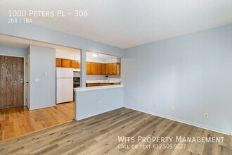 1000 Peters Pl in Minneapolis, MN - Building Photo - Building Photo