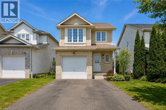 property at 159 Henhoeffer Crescent