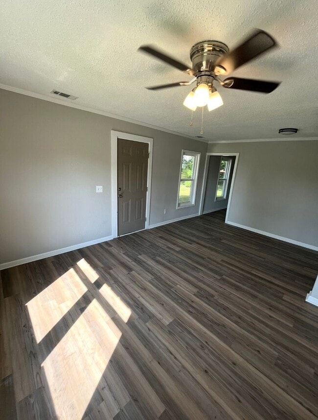 property at 47 N Walnut St
