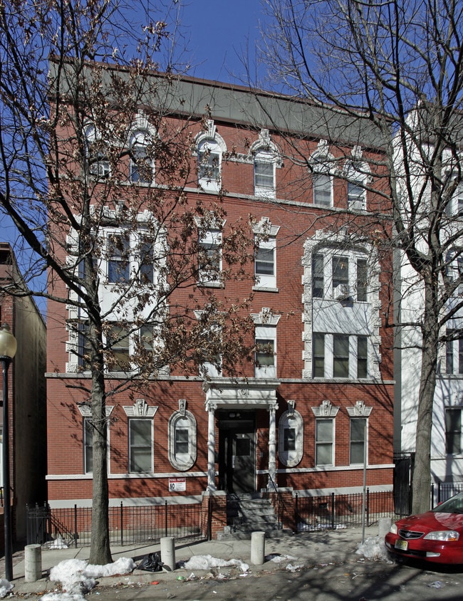 21 Monticello Ave in Jersey City, NJ - Foto de edificio - Building Photo