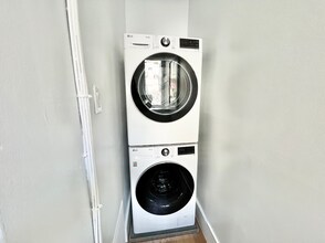 905 Pine St, Unit 18 in San Francisco, CA - Building Photo - Building Photo