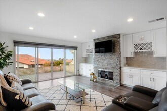 6739 Heath Ct in Carlsbad, CA - Building Photo - Building Photo