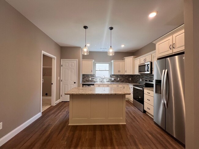 313 Deerfield Dr in Rombauer, MO - Building Photo - Building Photo