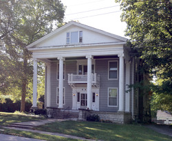 640 E Seminary St Apartments