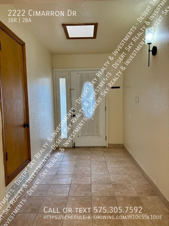 2222 Cimarron Dr in Las Cruces, NM - Building Photo - Building Photo