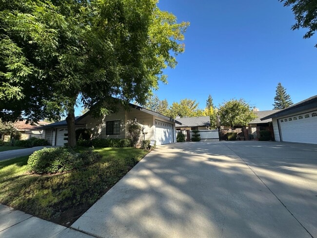 property at 3644 W Beechwood Ave
