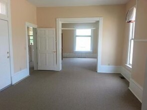 100 N 5th St in Columbus, OH - Foto de edificio - Building Photo