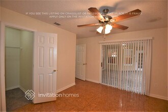 15803 Oak Glen Way in Tavares, FL - Building Photo - Building Photo