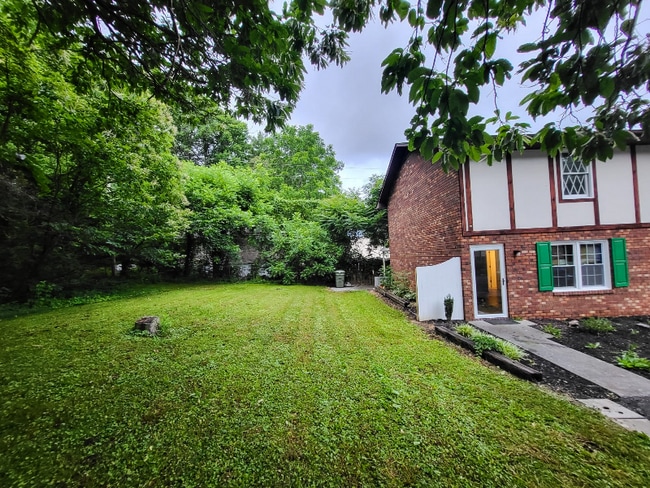 2919 Chestnut Ln in Johnson City, TN - Foto de edificio - Building Photo