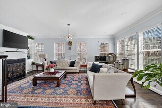 712 Sentry Square in Oxon Hill, MD - Building Photo - Building Photo