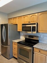 110 Sierra Vista Ln in Valley Cottage, NY - Building Photo - Building Photo