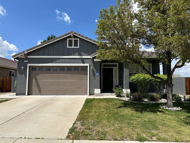property at 1570 Iratcabal Dr