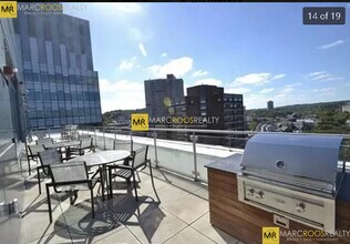 89 Fenwood Rd, Unit 907 in Boston, MA - Building Photo - Building Photo