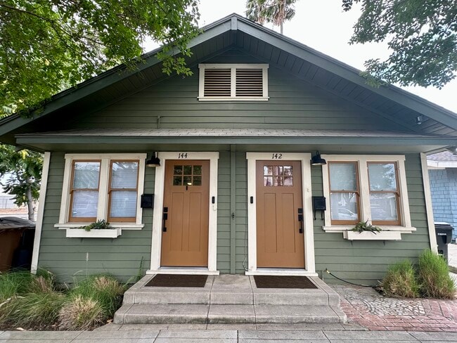 property at 144 E Union Ave