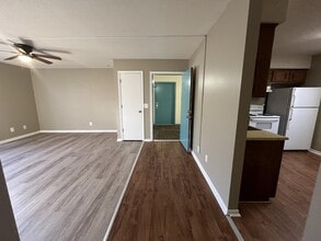 511 Laurel St in Warrensburg, MO - Building Photo - Building Photo