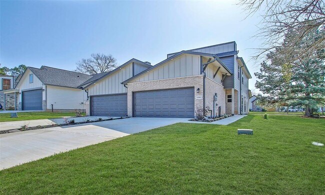12911 Andromeda Ct in Willis, TX - Building Photo - Building Photo
