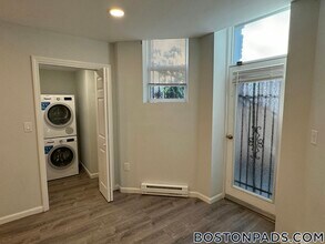 24 Queensberry St in Boston, MA - Building Photo - Building Photo
