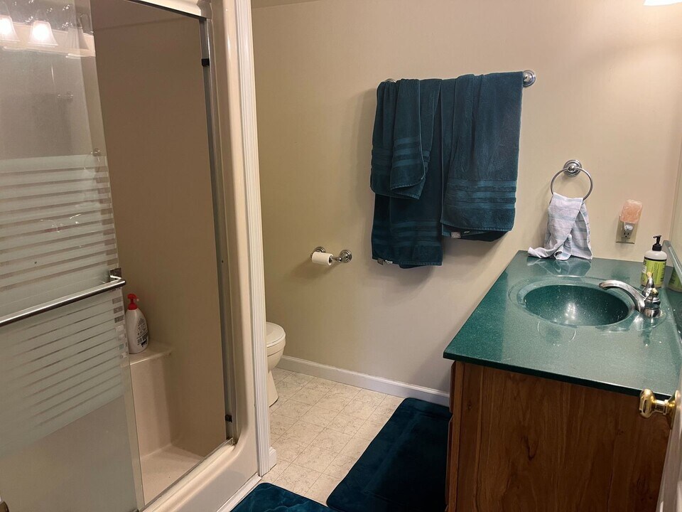 215 E College Ave-Unit -APT B in Pleasant Gap, PA - Building Photo