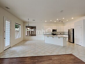8027 W Clara Ln in Peoria, AZ - Building Photo - Building Photo