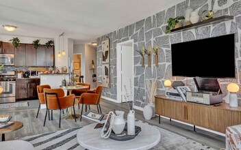 240 E Illinois St in Chicago, IL - Building Photo - Building Photo