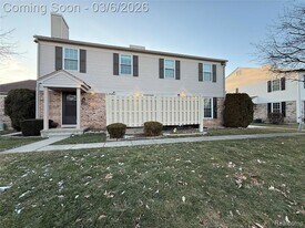 44585 N Bunker Hill Dr, Unit 82 in Clinton Township, MI - Building Photo