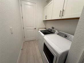 5543 Lightning Whelk Ln in Bradenton, FL - Foto de edificio - Building Photo