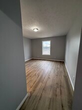 516 Pearl St, Unit 2 in Vevay, IN - Building Photo - Building Photo