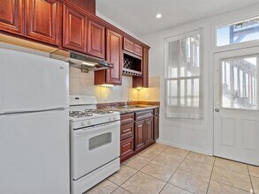 325 Castro St, Unit 21 in San Francisco, CA - Building Photo - Building Photo
