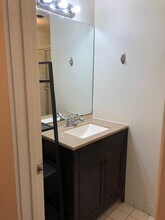 33 Holcomb Ave in Stamford, CT - Building Photo - Building Photo