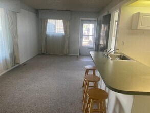 638 Gilcrest Rd in Colorado Springs, CO - Building Photo - Building Photo