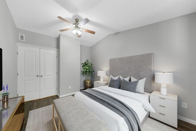 property at 2110 Wilcrest Dr