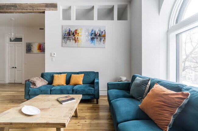 3977 R. Saint-Denis in Montréal, QC - Building Photo - Building Photo