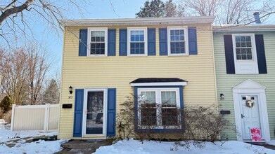 325 Charred Oak Ct in Annapolis, MD - Building Photo - Building Photo