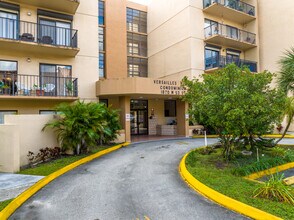 Versailles Plaza Condominium in Hialeah, FL - Building Photo - Building Photo