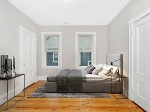 11 Hillside St, Unit 1 in Boston, MA - Building Photo - Building Photo