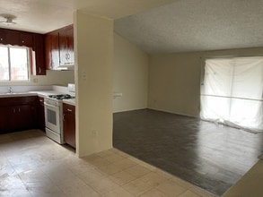 805 Cadillac Dr in Modesto, CA - Building Photo - Building Photo