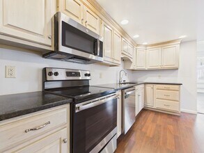 221 N Spring St in Middletown, PA - Building Photo - Building Photo