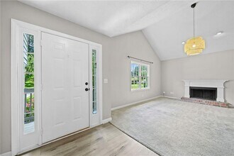 5590 Princeton Oaks Dr in Sugar Hill, GA - Building Photo - Building Photo