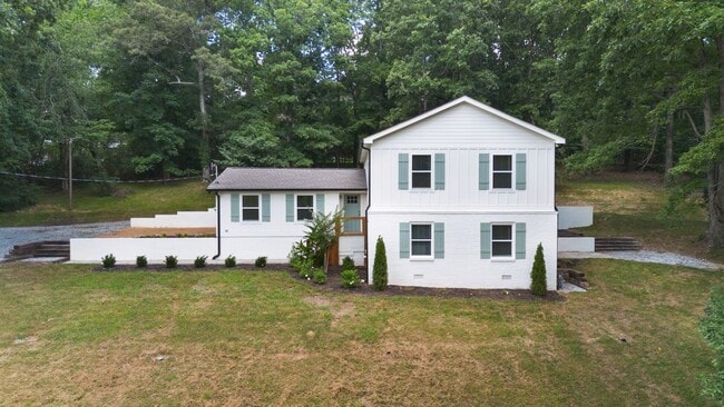 property at 1829 E Haley's Creek Rd