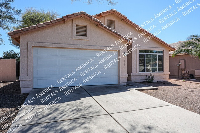 127 W Gail Dr in Gilbert, AZ - Building Photo - Building Photo
