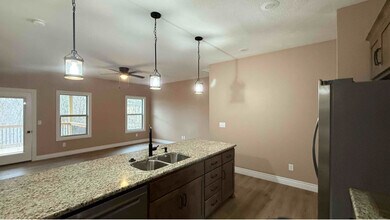 102 E Mills Rd in Nixa, MO - Building Photo - Building Photo