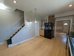 406-408 E Frankfort St in Columbus, OH - Foto de edificio - Building Photo