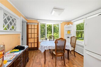 544 Old North Rd in South Kingstown, RI - Building Photo - Building Photo