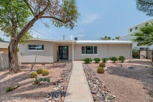 1220 N Norris Ave in Tucson, AZ - Building Photo