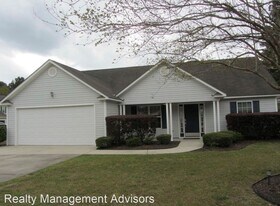 22 Mayfair Dr in Bluffton, SC - Building Photo