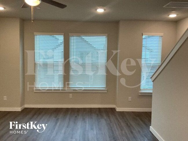 18436 Idyllic Aly in Shenandoah, TX - Building Photo - Building Photo