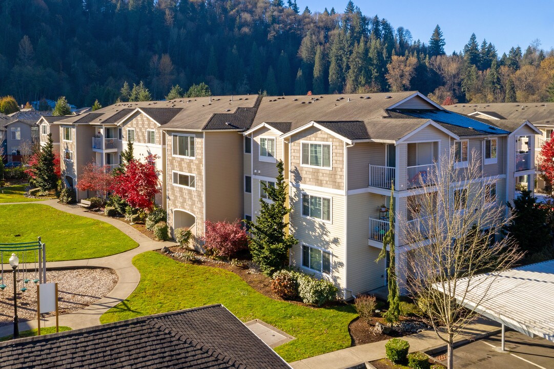 Valley Springs in Renton, WA - Building Photo