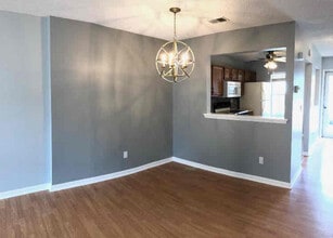 8259 Golf Ridge Dr in Charlotte, NC - Building Photo - Building Photo